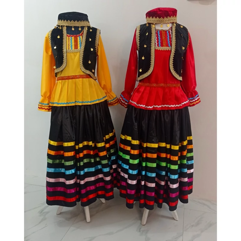 لباس محلی گیلانی زنانه به همراه کلاه